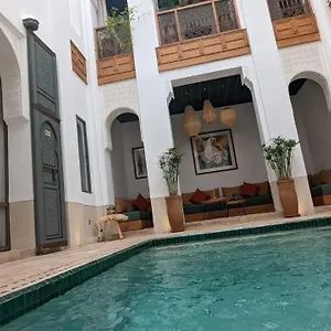 Riad Jardin Des Sens &