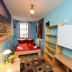 hostel-marrakesh.praguehotelsweb.com/